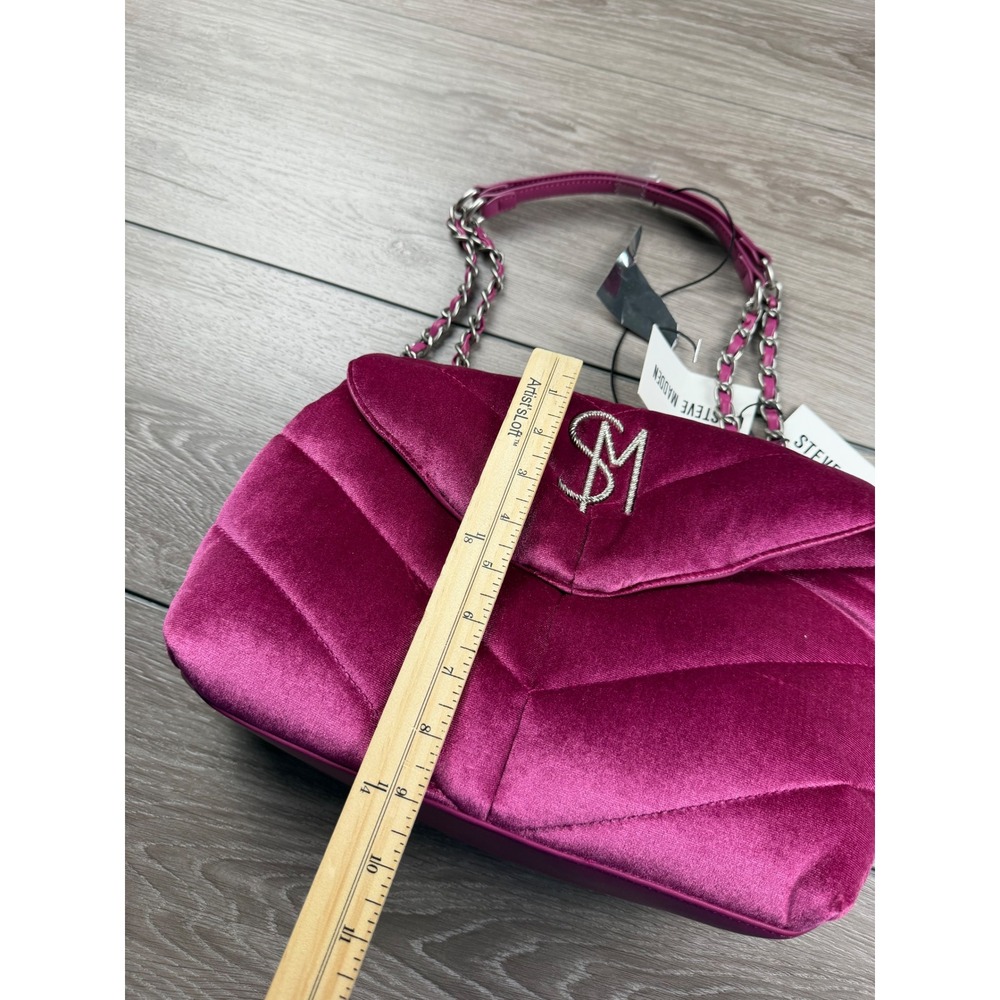 Steve Madden Bcoleman Velvet Quilted Magnetic Shoulder Bag Fuschia One Size - Picture 8 of 9